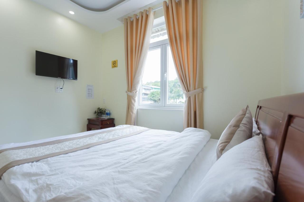 Apartamento Biet Thu Du Lich Atiso Dalat Exterior foto
