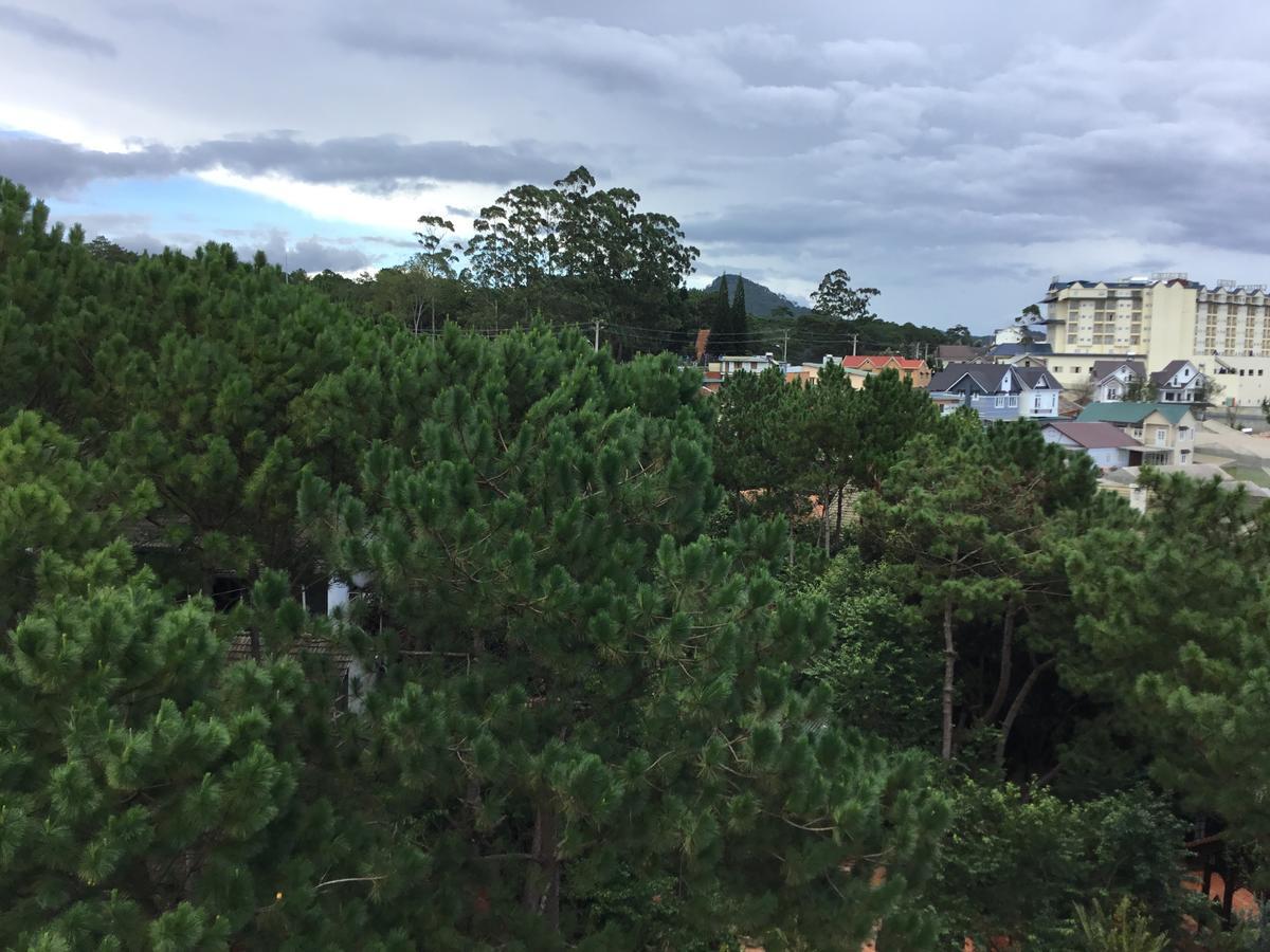 Apartamento Biet Thu Du Lich Atiso Dalat Exterior foto